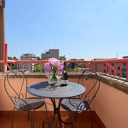 -Luminosa 5 Stars With Balcony- Wifi Netflix 15 Minutes From Duomo Apartment Milan Exterior photo