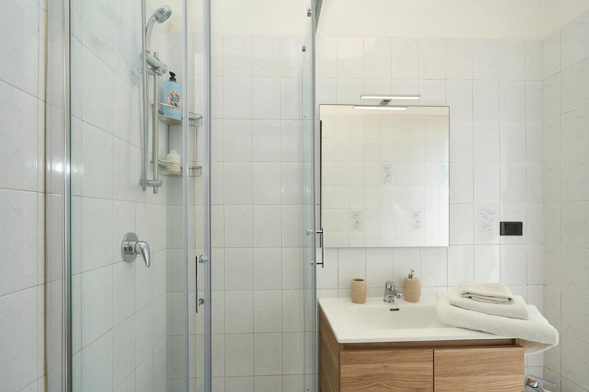 -Luminosa 5 Stars With Balcony- Wifi Netflix 15 Minutes From Duomo Apartment Milan Exterior photo